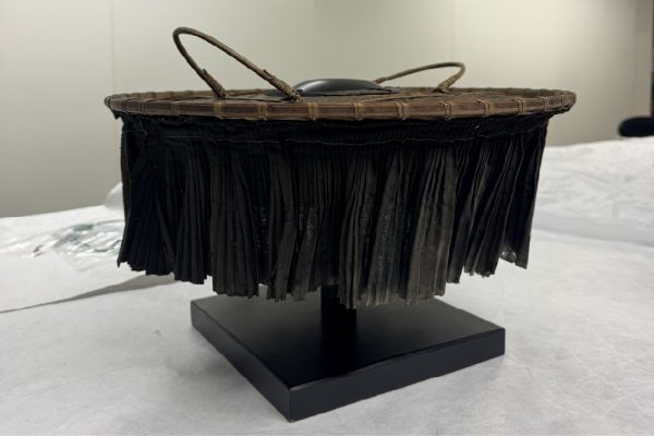 Documentation of “Liangmao” at V&A East Storehouse, courtesy of Sian Fan.
